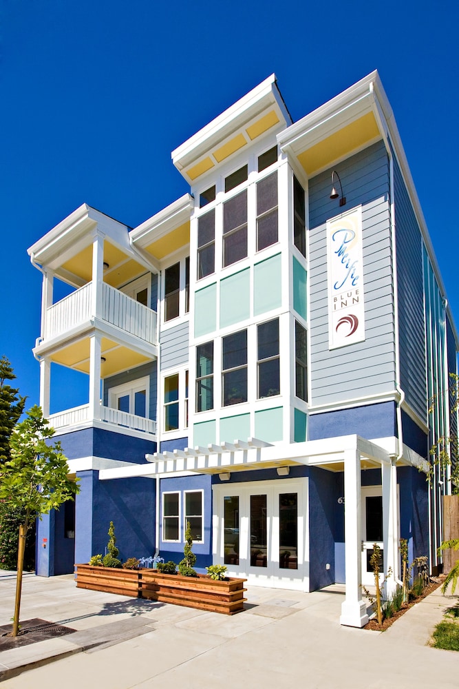 Pacific Blue Inn - photo 14