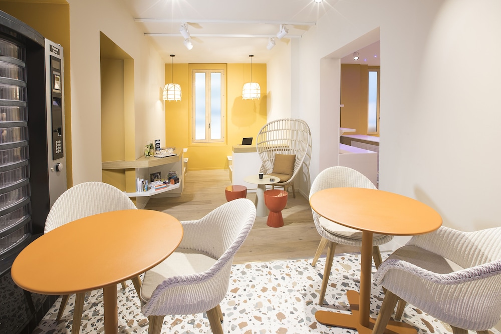 Hôtel LIFE Marseille VP Vieux Port in Marseille, France