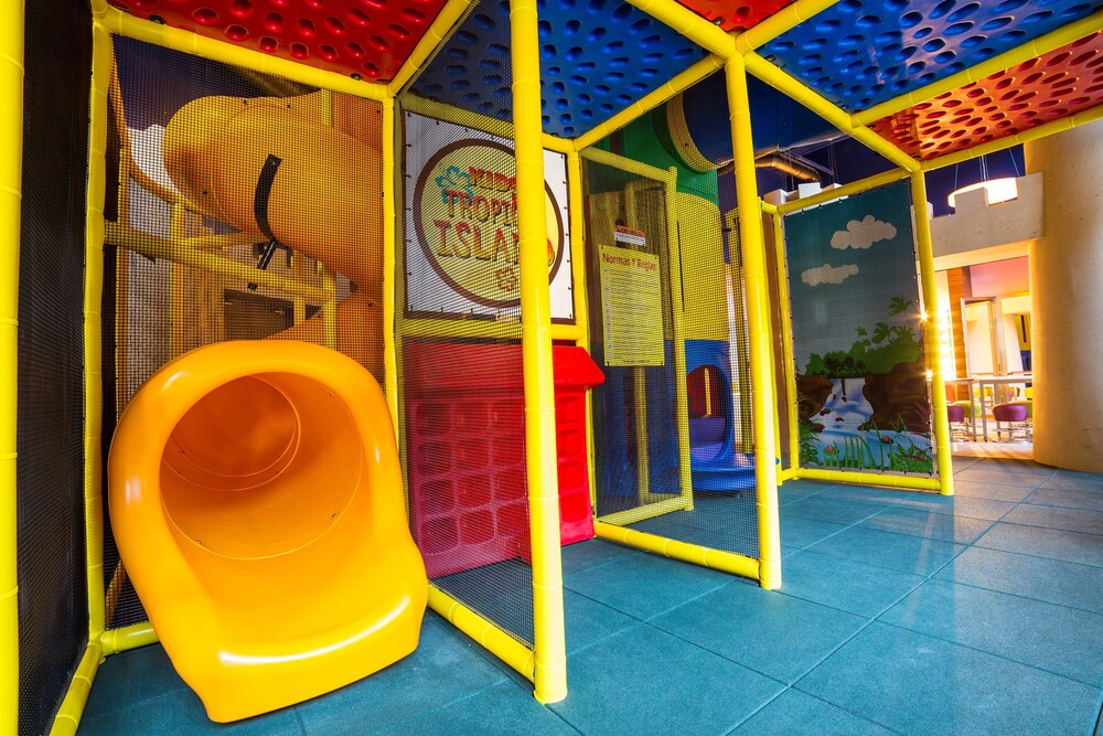 Childrens Play Area - Indoor