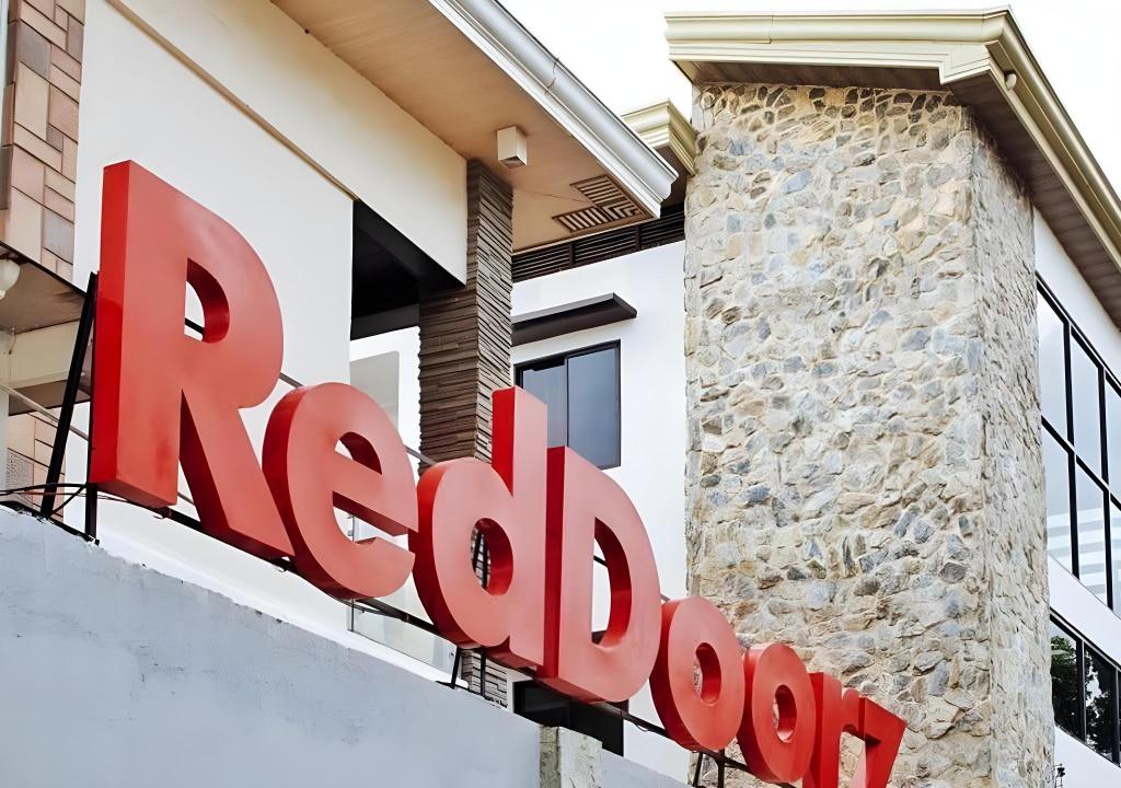 Reddoorz At Jj And Kaye Apartment Pangasinan 20345818 — Carmen