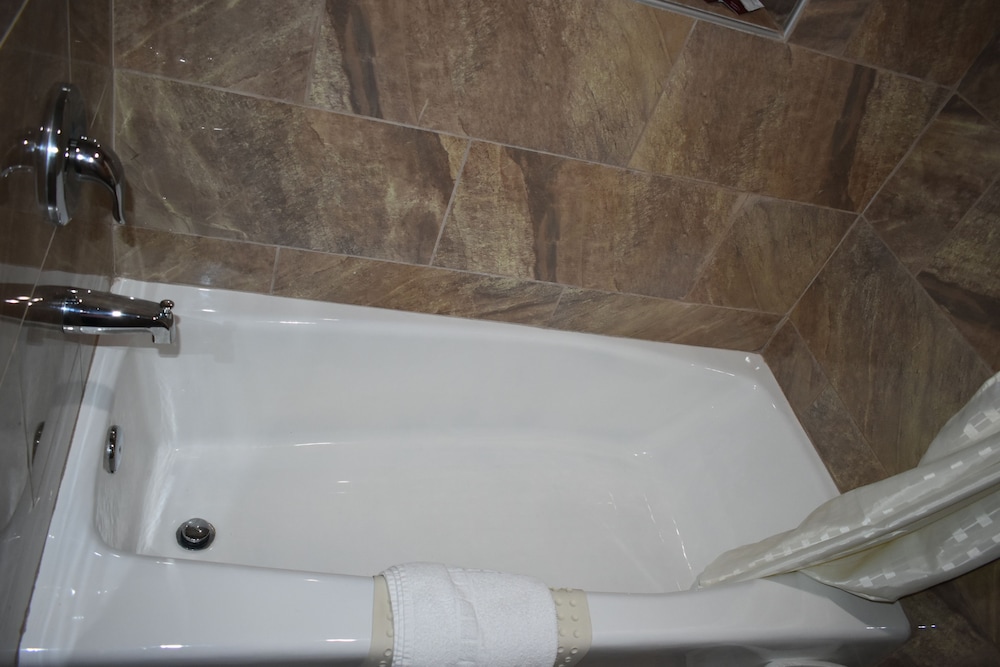 Apex Inn - photo 18