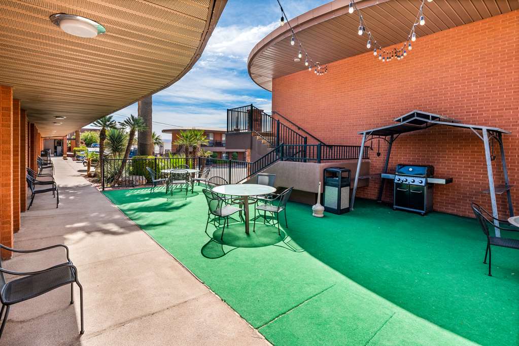 Best Western Coral Hills - photo 50