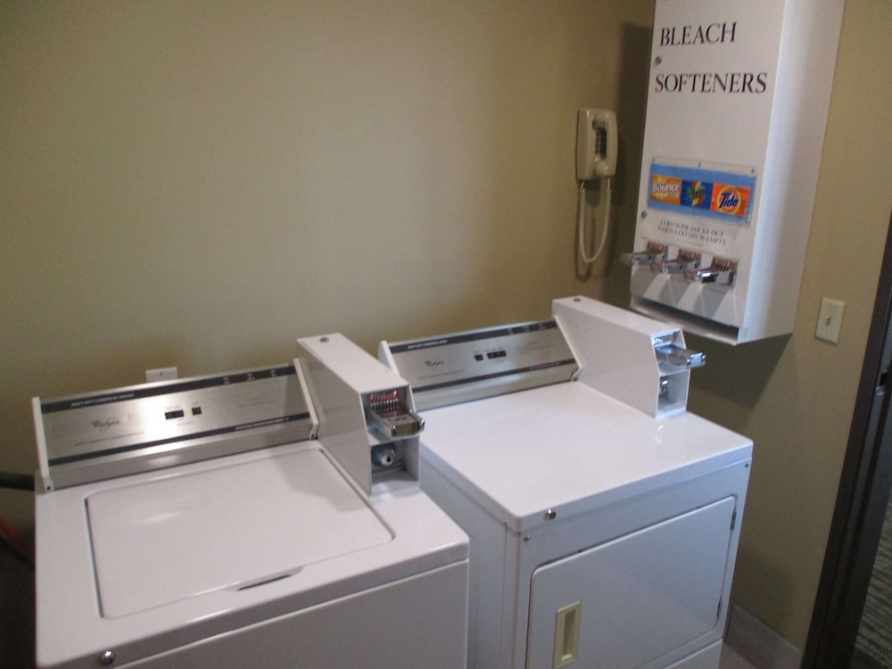 Best Western Emporia Inn - photo 10