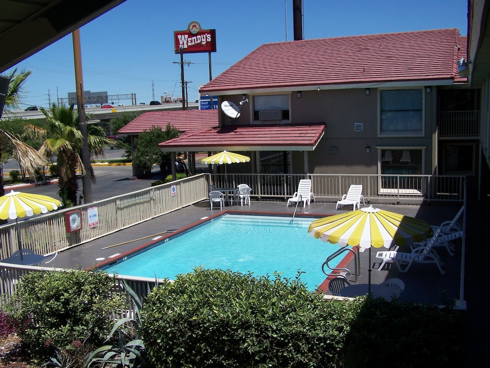 The Inn at Market Square Downtown - photo 17