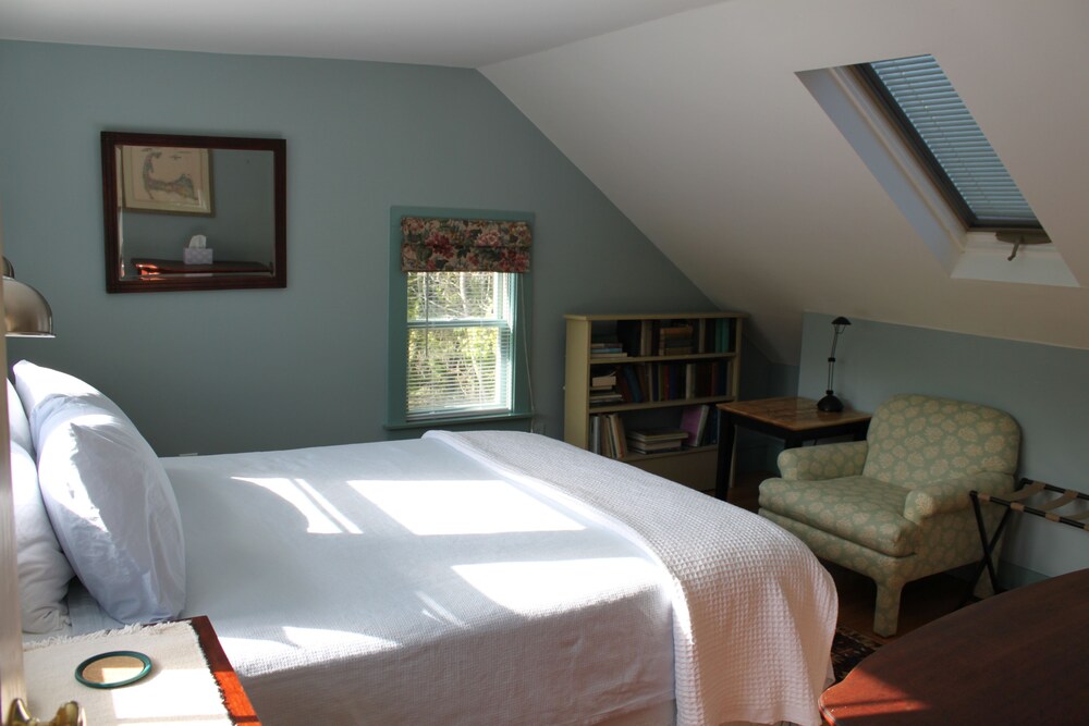 Chatham Guest Rooms - photo 7