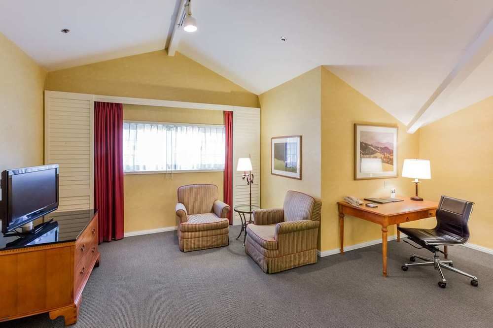 Hilton Sonoma Wine Country - photo 24