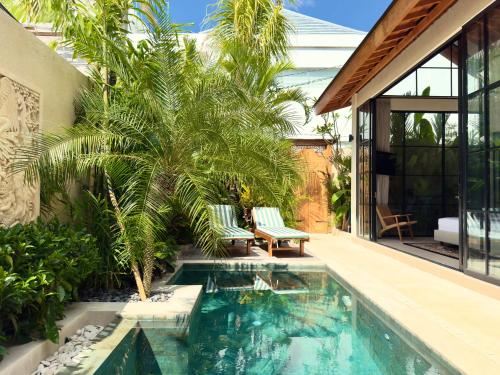 Villa Allany Modern 2BR Tropical Hideaway Private Pool — 4-Star Luxury Hotel in Seminyak, Indonesia