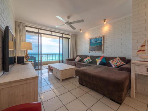 Edgecliffe Unit 4 4 Esplanade Kings Beach — Caloundra — photo 3