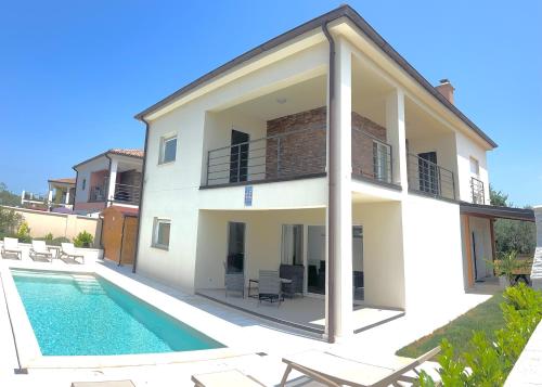 Villa Lavanda — 4-Star Luxury Hotel in Vodnjan, Croatia