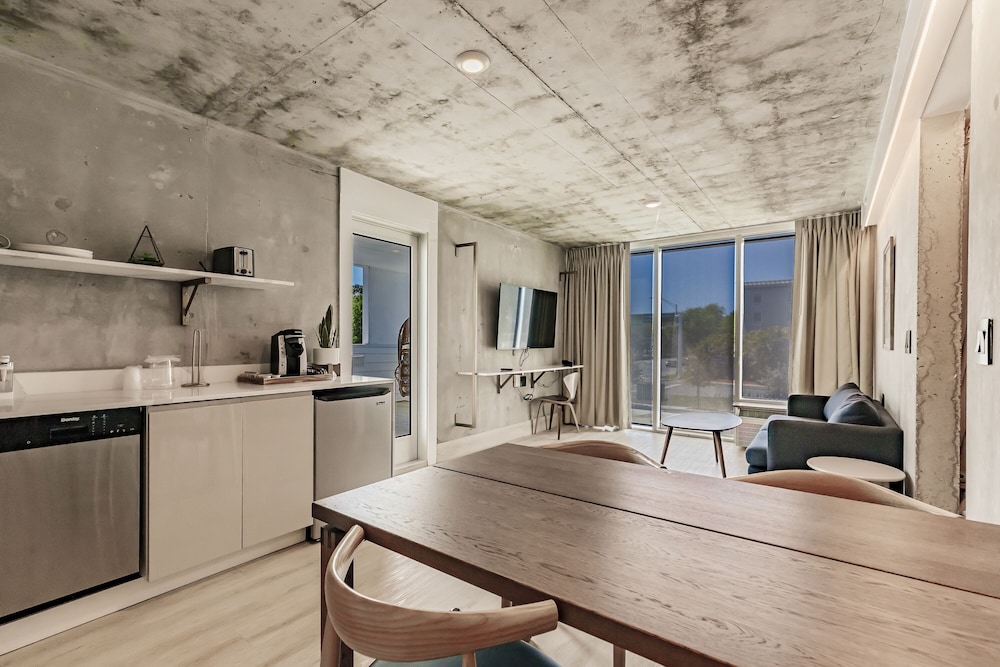 Kompose Boutique Hotel - photo 19