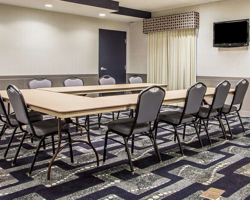 Comfort Suites Troy I75 - photo 27