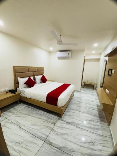 Hotel BK Palace AC Rooms pet-friendly hotel Vadodara