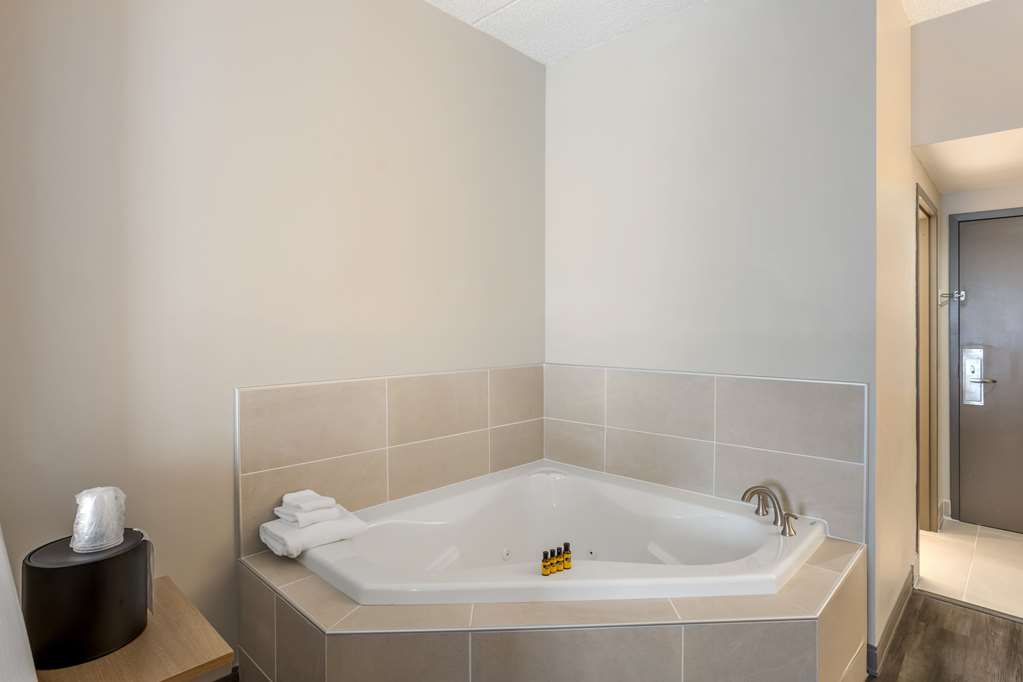 Best Western Plus Heritage Rail Inn Suites - photo 47