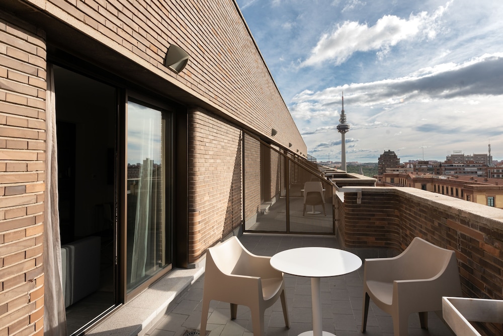 מרפסת / טרסה