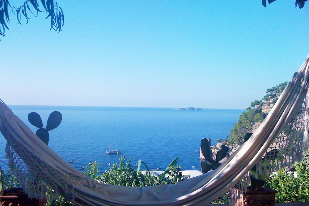 Casa Giardino — 4-Star Luxury Hotel in Positano, Italy