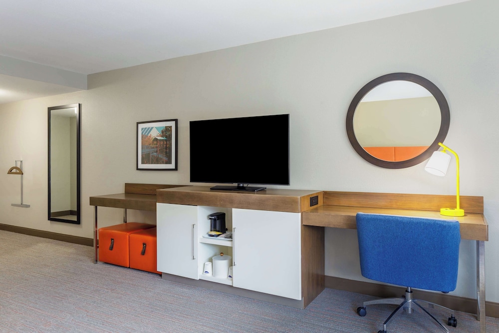 Hampton Inn & Suites Tallahassee I 10 Thomasville Road - photo 11
