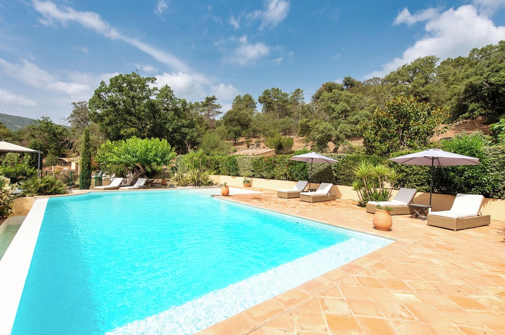 La Bergerie - carbon neutral hotel in Grimaud