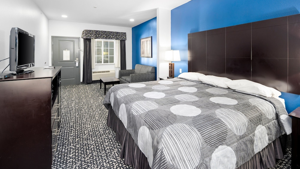 Belmont Inn and Suites - photo 5