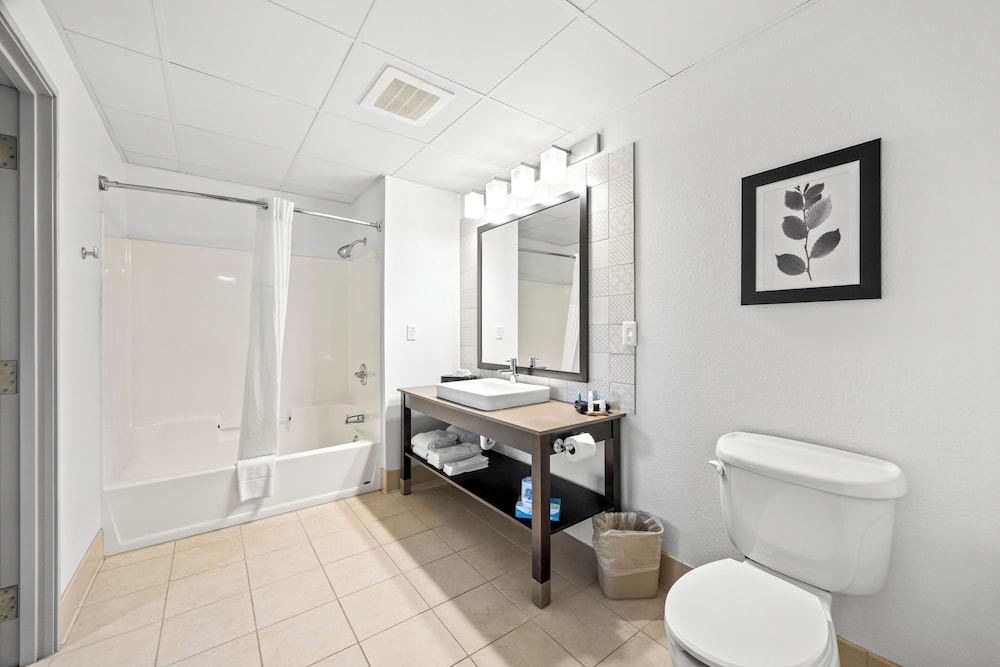 Country Inn & Suites by Radisson Marinette WI - photo 31