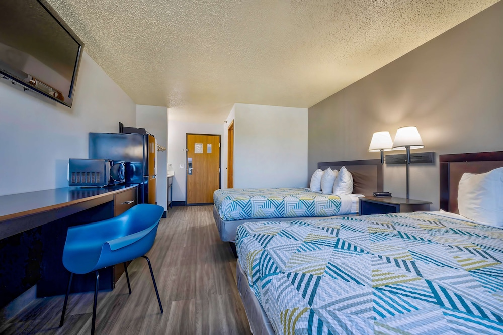 Motel 6 Stuart IA - photo 8