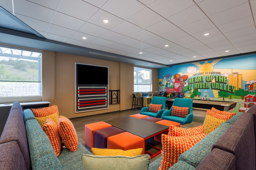 Tru by Hilton Radford VA - photo 5