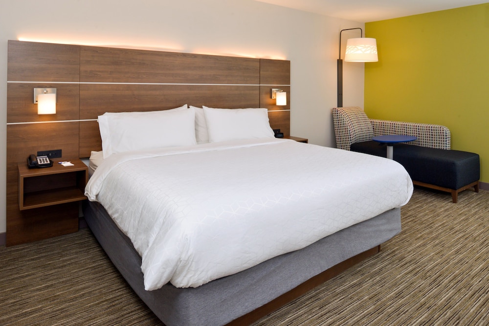 Holiday Inn Express And Suites Ottumwa an IHG Hotel - photo 5