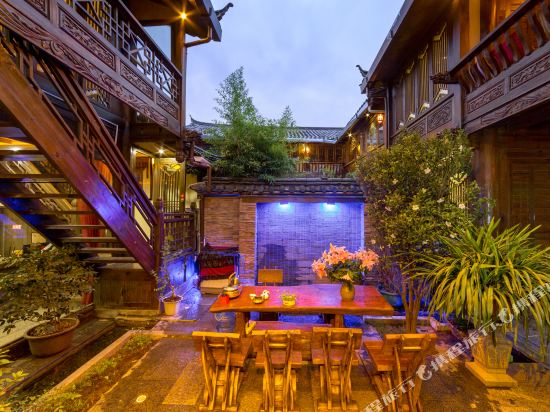 Yunlai Boutique Inn — 4-Star Luxury Hotel in Lijiang, People's Republic of China