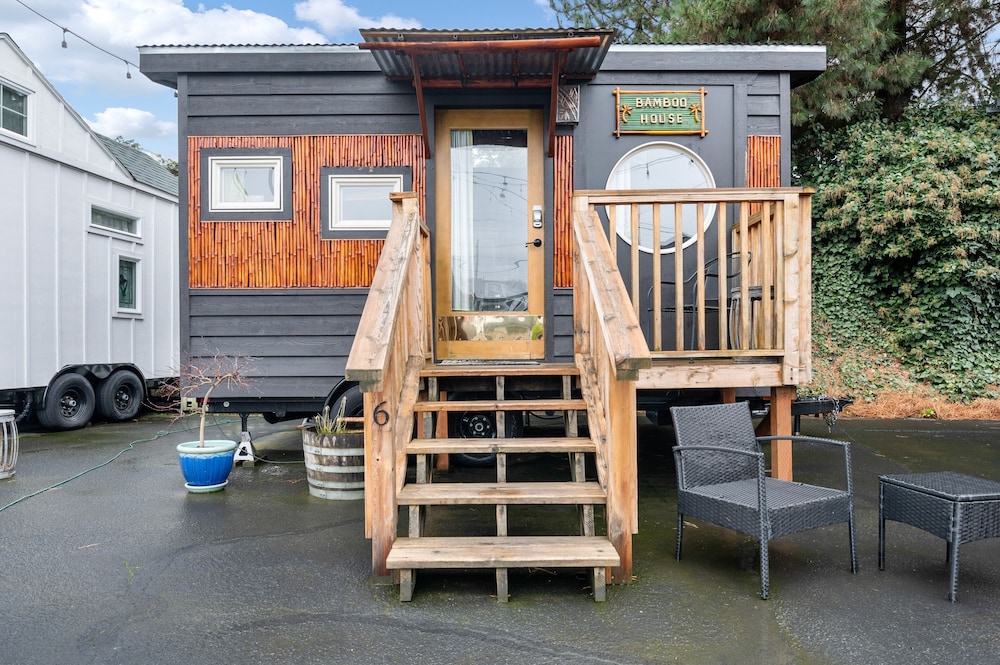 Tiny Digs Hotel of Tiny Houses - photo 98