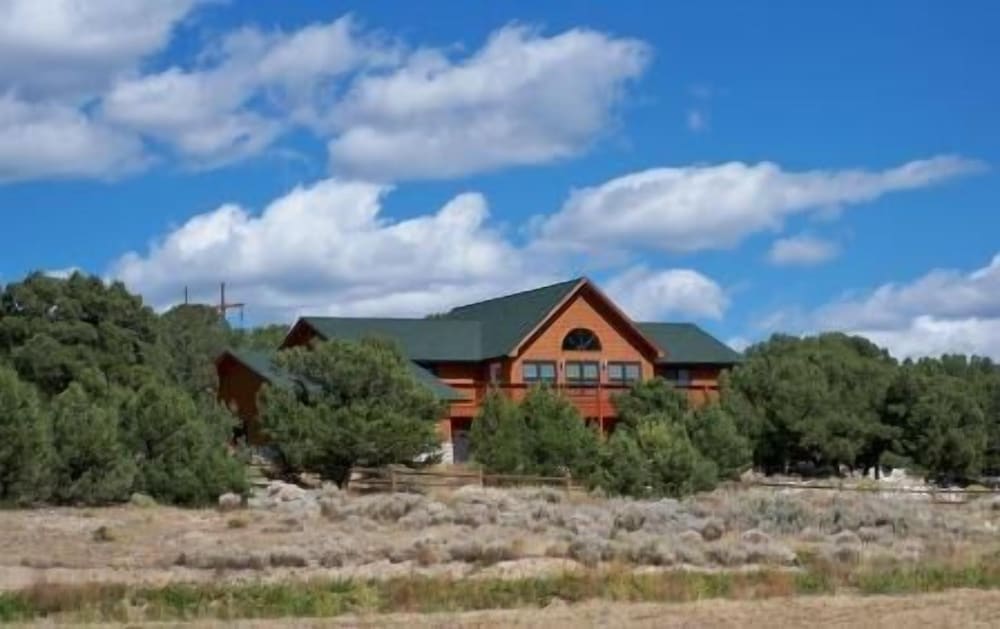 Grand View 4 Bedroom Holiday Home By Pinon Vacation Rentals 8617039 — Salida