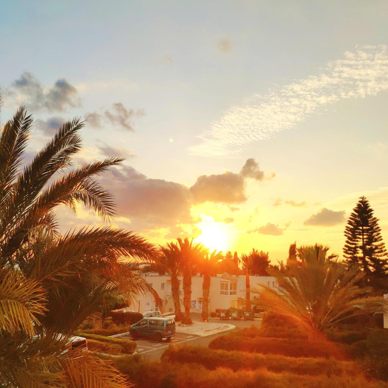 Sweet Home Coral Bay Sea View 3 Stocks Paphos Peyia