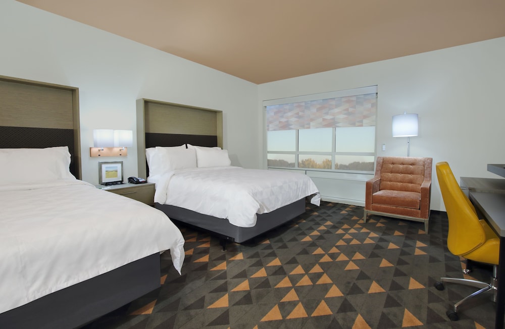 Holiday Inn Hattiesburg North by IHG - photo 4