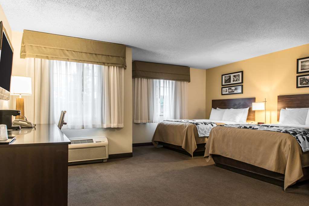 Sleep Inn & Suites Pittsburgh Airport - photo 4