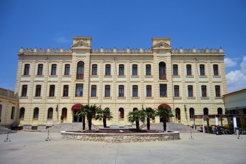 Ribera del Duero - carbon neutral hotel in Penafiel
