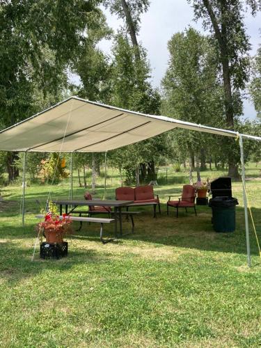 Vista Del Rio Lodge — Chama — photo 4