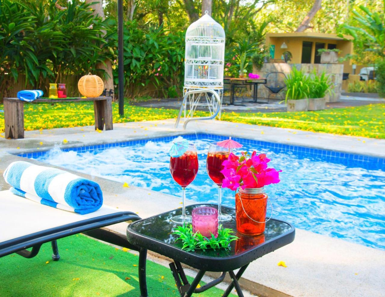 Htl & Villas Comala alberca parking céntricas Petfriendly — Comala — photo 4