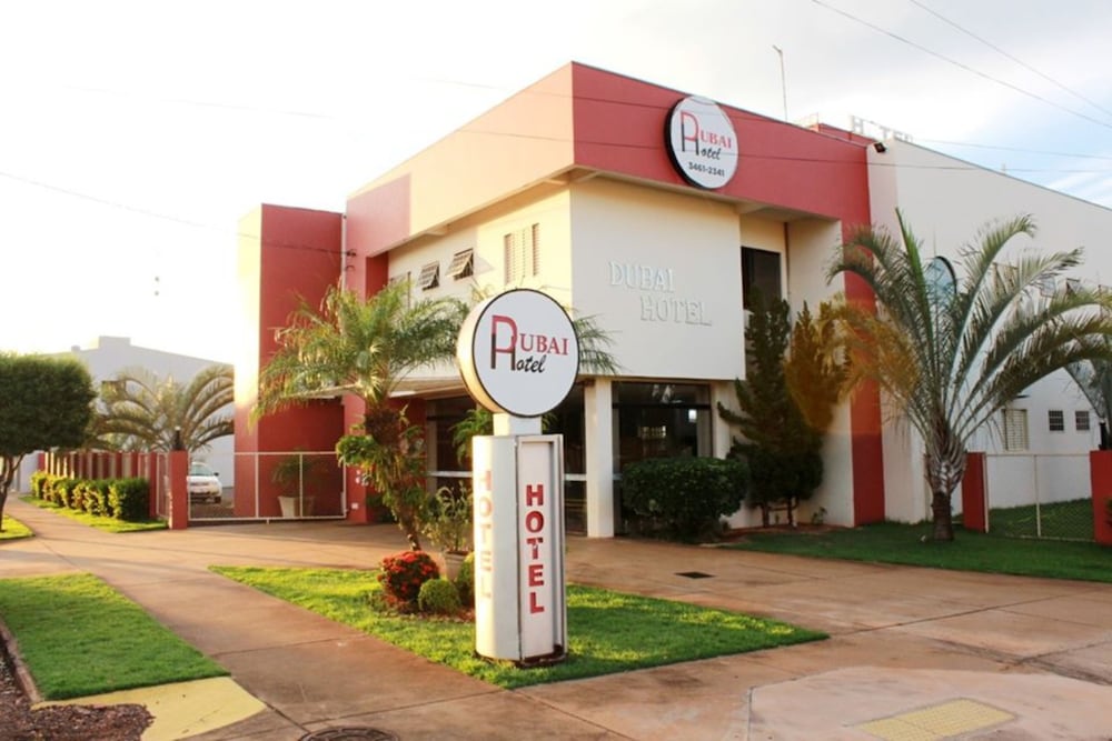Dubai Hotel — hotel in Navirai