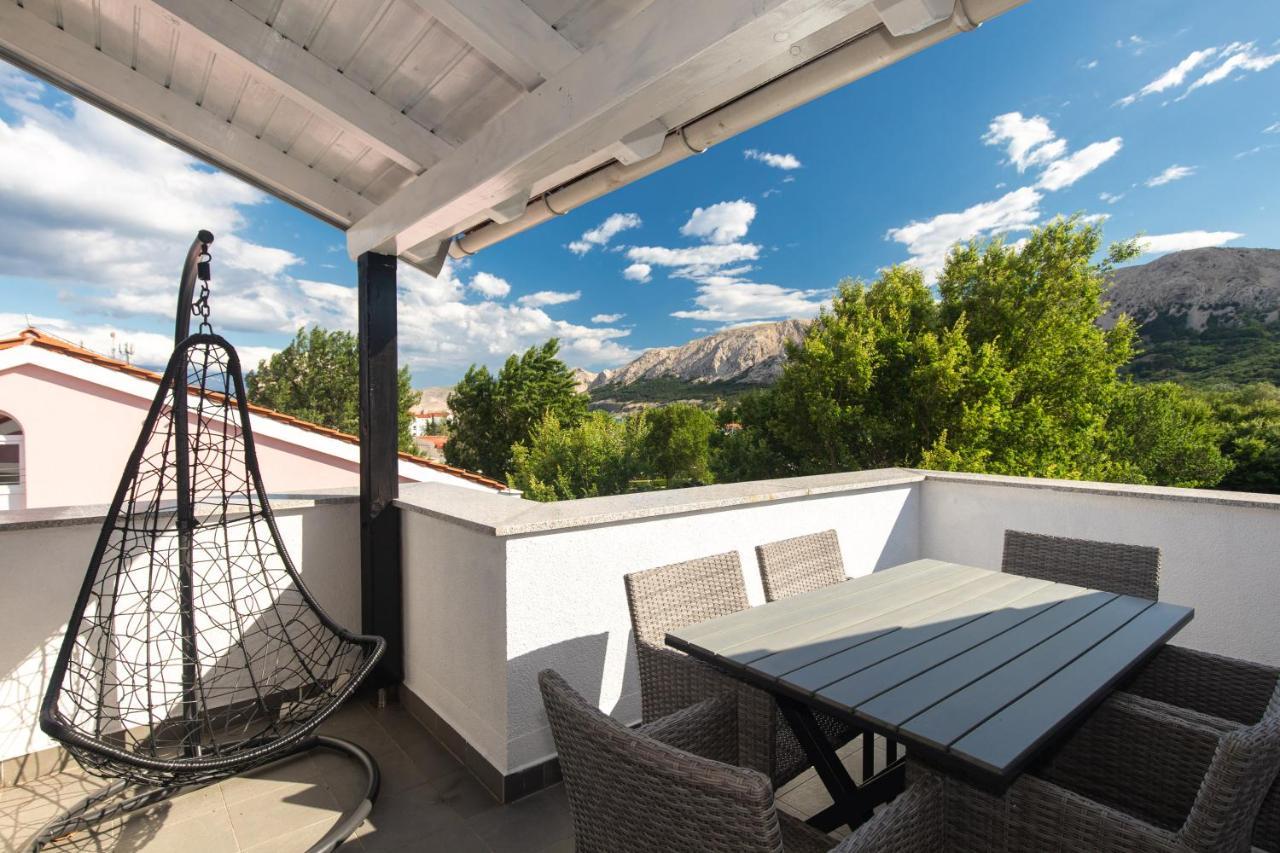 Apartment Casia A6 — 4-Star Luxury Hotel in Baska, Croatia