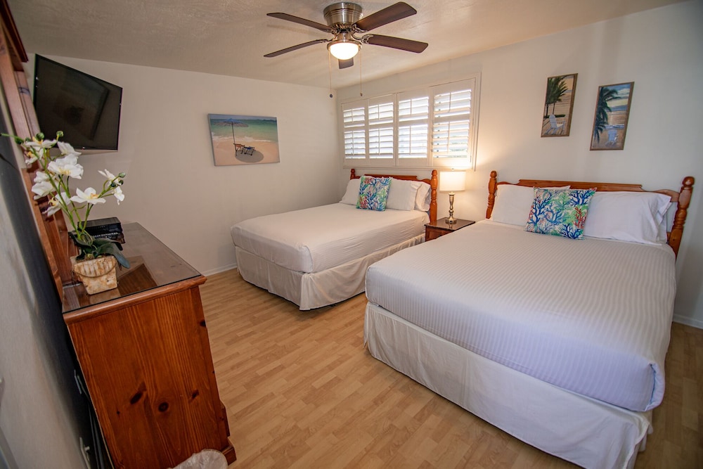 Capri Beach Accommodations - photo 18