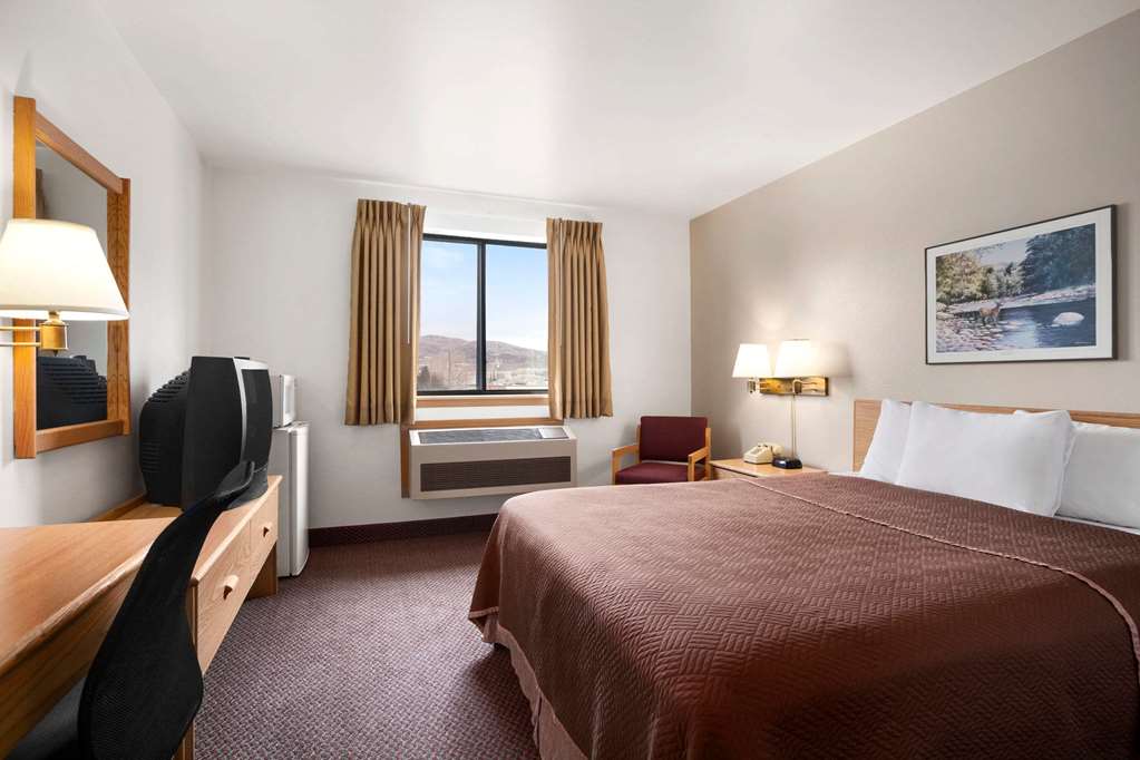 Travelodge by Wyndham Elko NV - photo 13