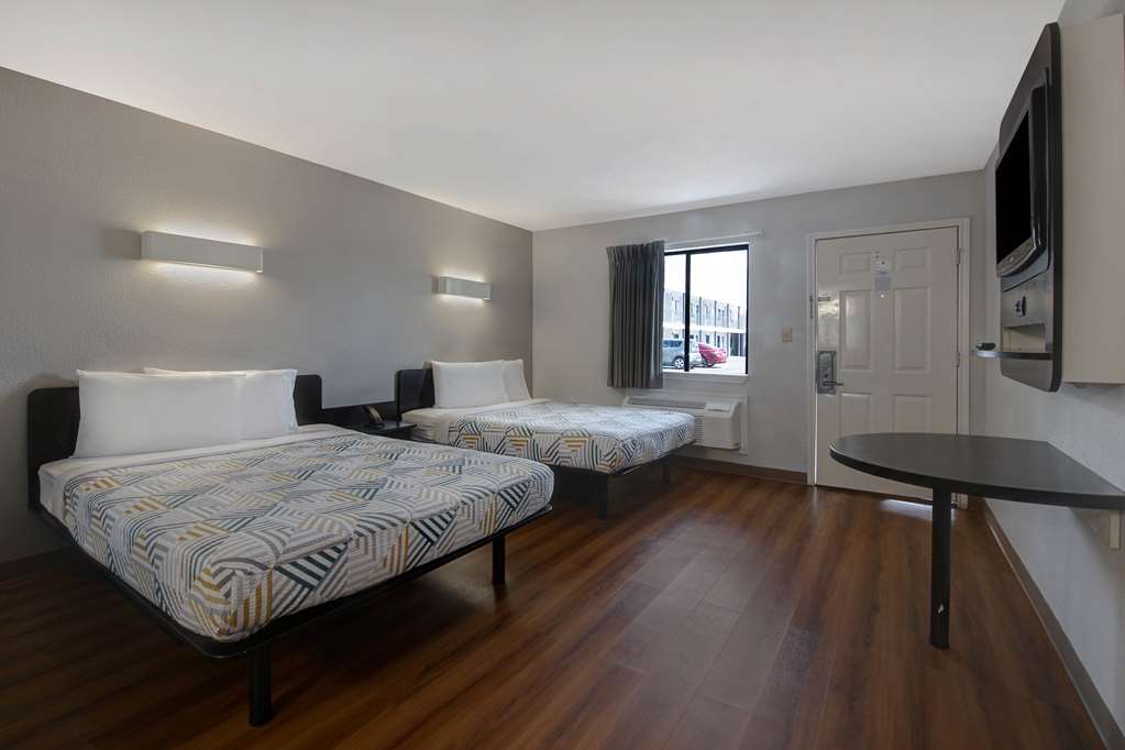 Motel 6 Sulphur Springs TX - photo 12