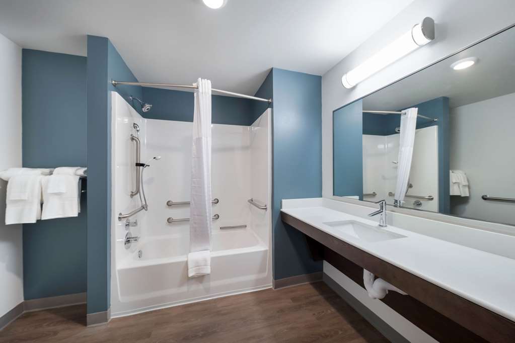 WoodSpring Suites Dallas Plano Central Legacy Drive - photo 30