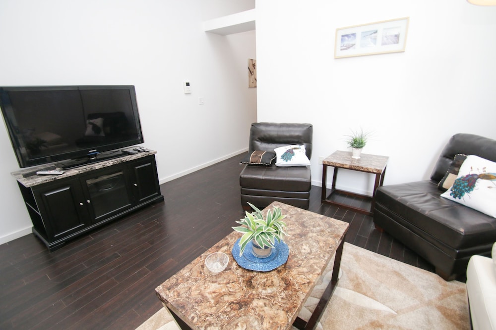 Renaissance Properties 728 Market Street - photo 10
