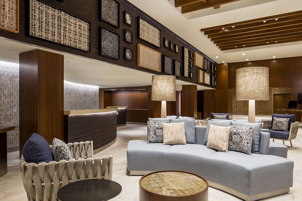 Hilton Garden Inn Waikiki Beach - photo 3