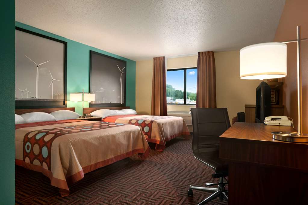 Super 8 by Wyndham Peoria East - photo 7
