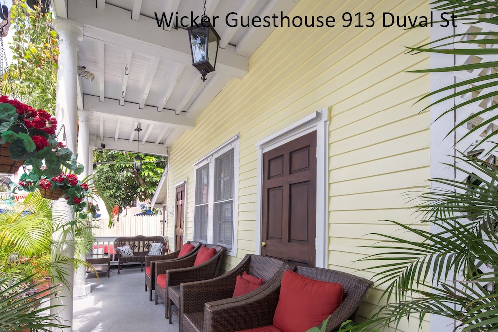 Wicker Guesthouse - photo 78