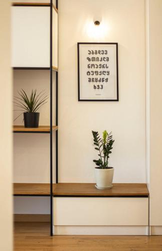 Vake Chic 2BR Comfort Home By Wehost