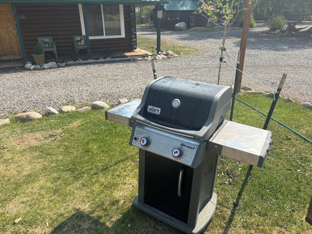 Chinook Winds Motel - photo 153