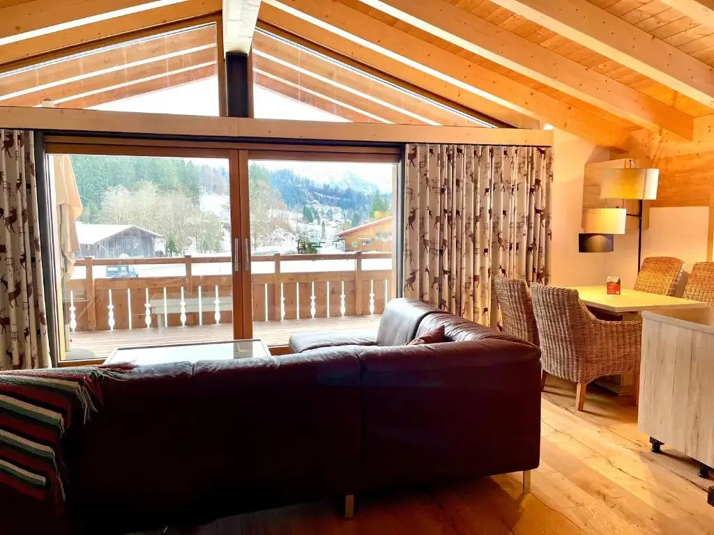 Alpenlodge Charivari SommerBergBahn unlimited kostenlos — 4-Star Luxury Hotel in Oberstdorf, Germany