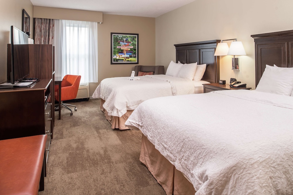 Hampton Inn & Suites Charlotte Arrowood Rd. - photo 30