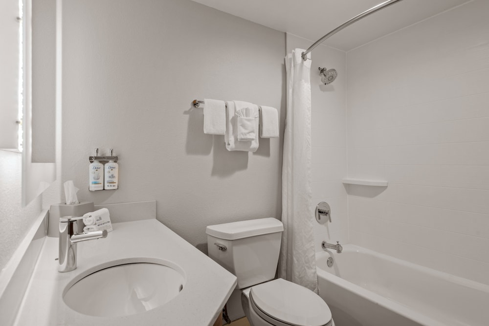 Holiday Inn Express Hershey Harrisburg Area by IHG - photo 33